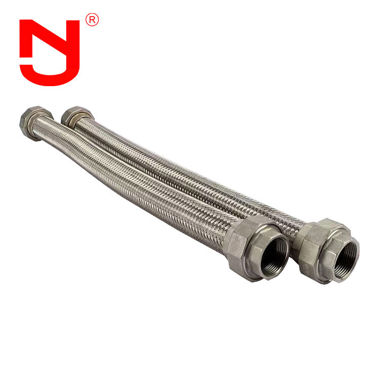 Se trata de una tubería trenzada de acero inoxidable SS304/SS316 con absorción de vibraciones y compensación de la expansión térmica.